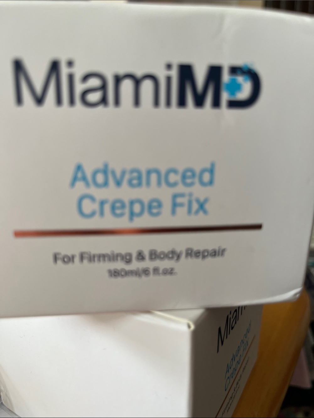 miami Advanced Crepe Fix Moisturizer - White & Blue
